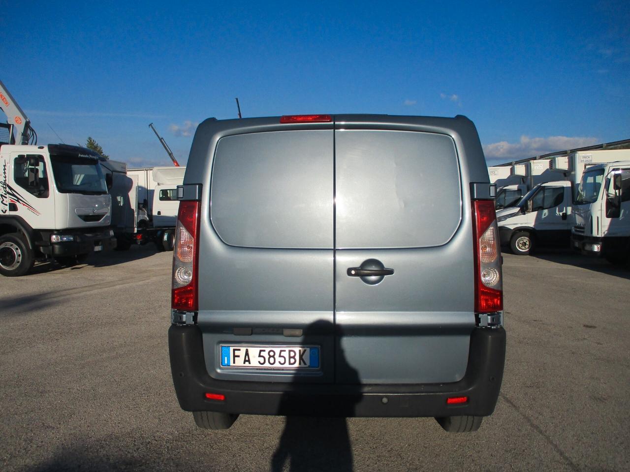 Fiat Scudo 2.0 M-JET 130CV EURO5 FURGONE 3 POSTI