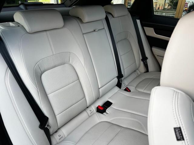 JAGUAR F-Pace 2.0d i4 mhevR-Dyn Awd 204 CV.GARANZIA UFF. 11/2028