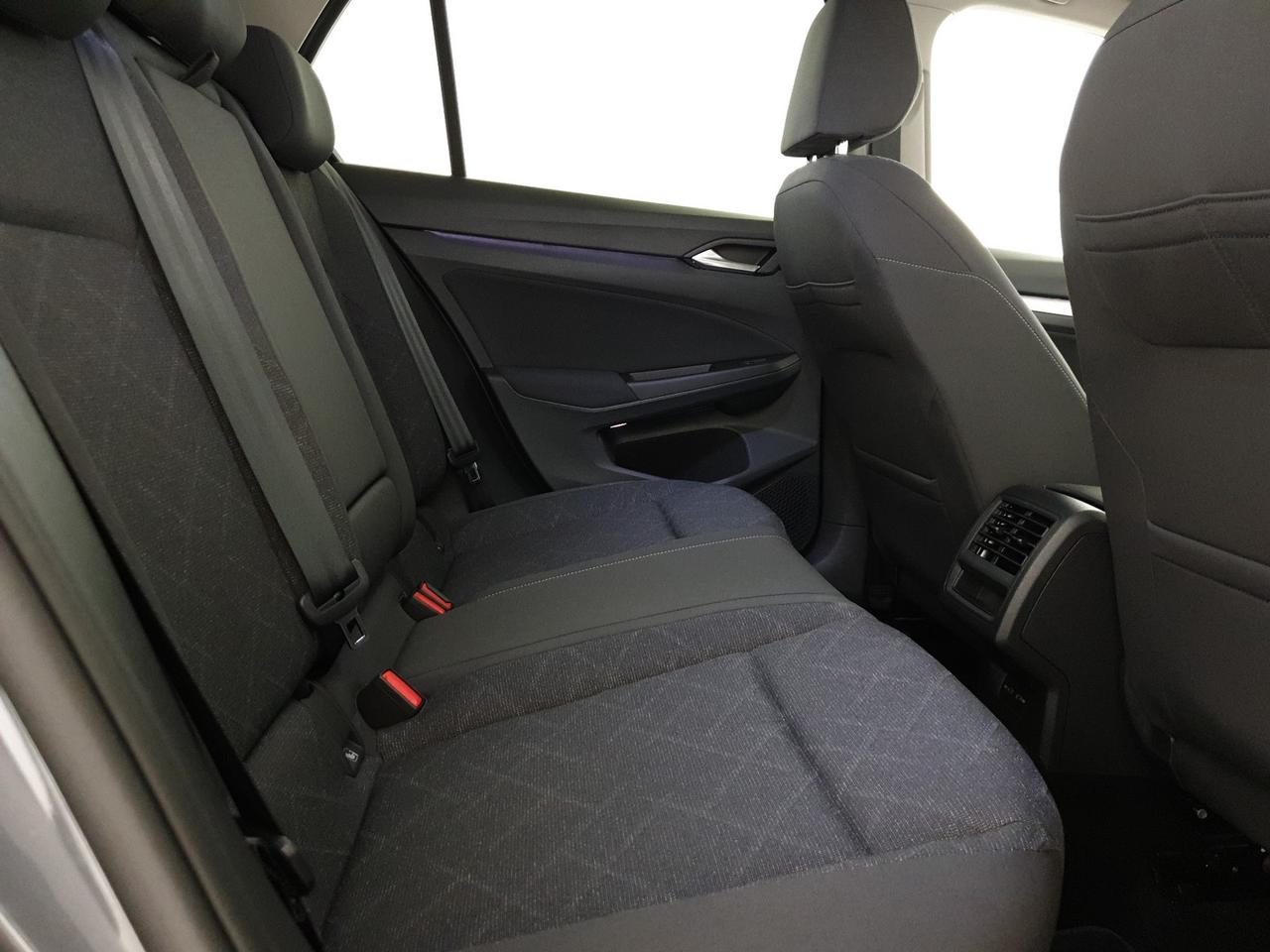 Volkswagen Golf 1.5 etsi evo life 150cv dsg