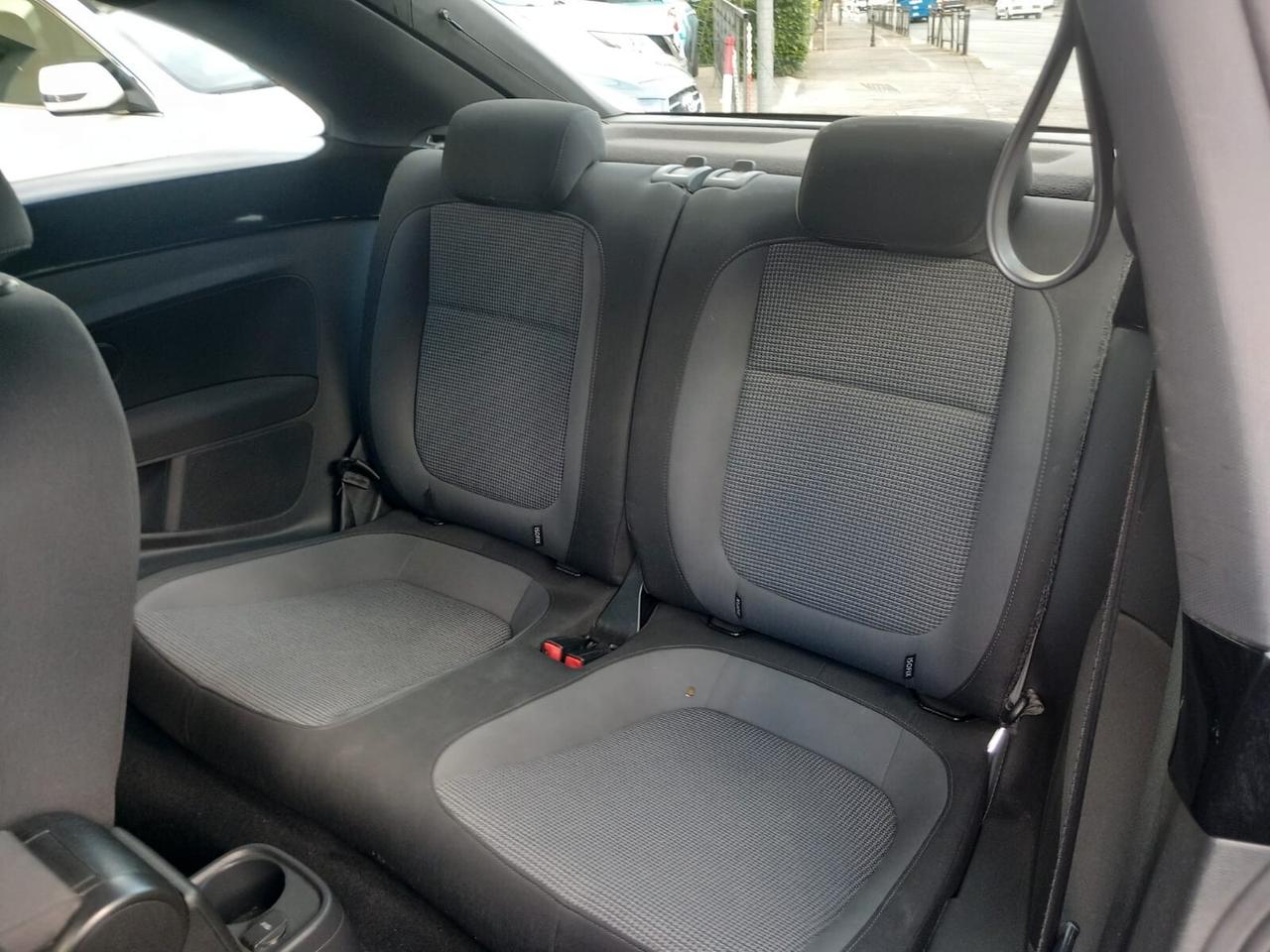 Volkswagen Maggiolino 1.6 TDI Design