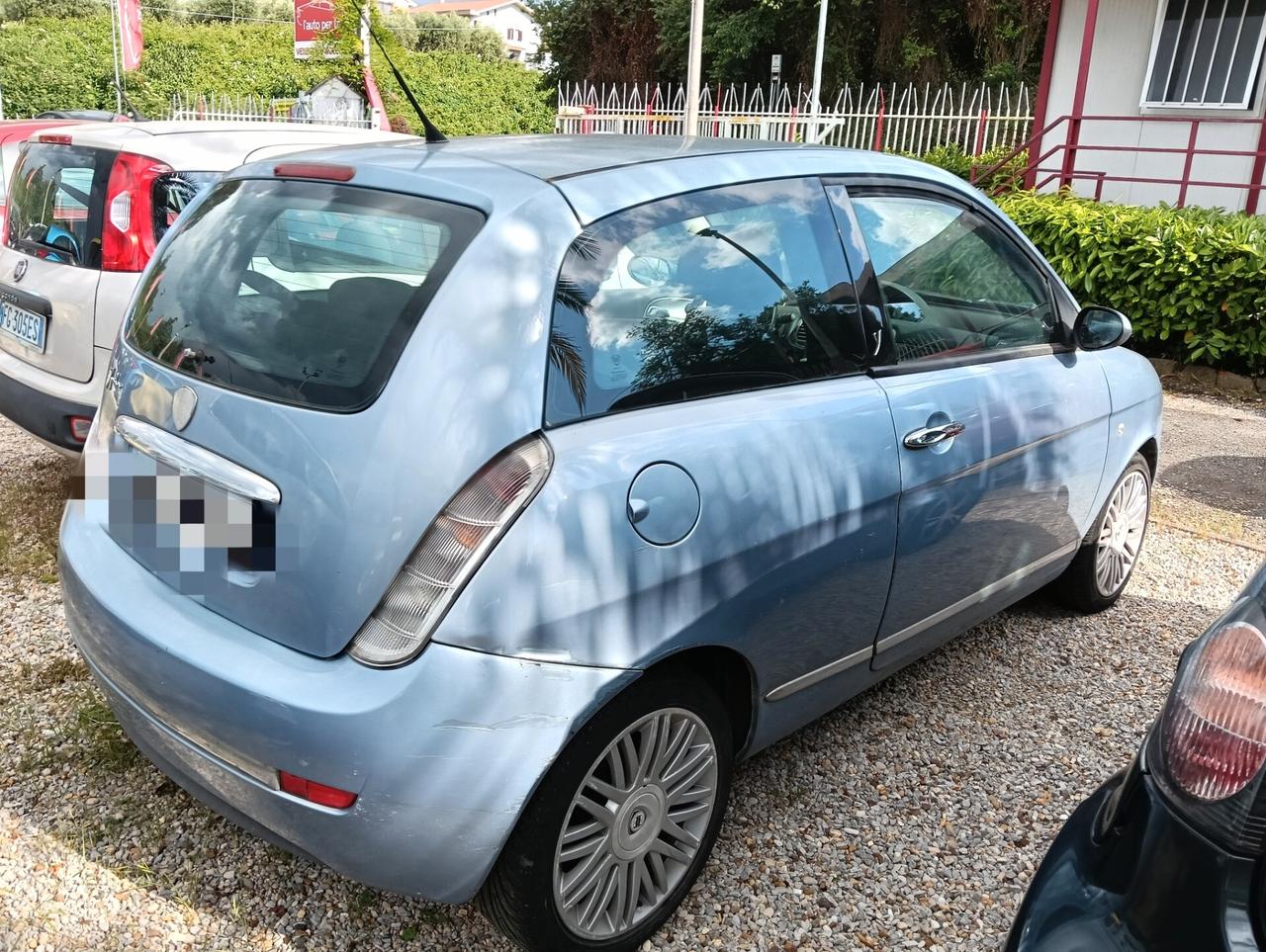 Lancia Ypsilon 1.2 Oro