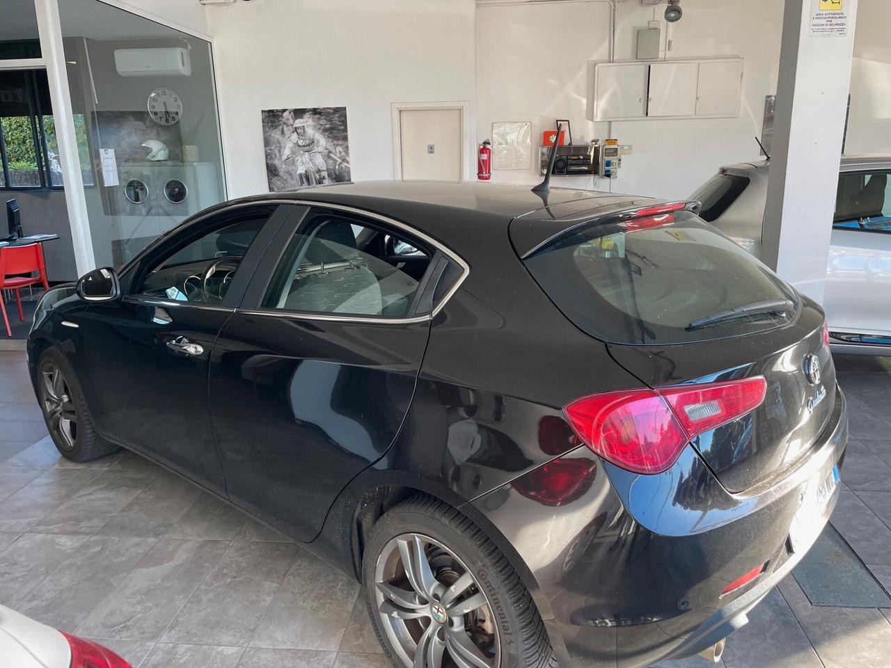 Alfa Romeo Giulietta 1.6 JTDm-2 105 CV Exclusive