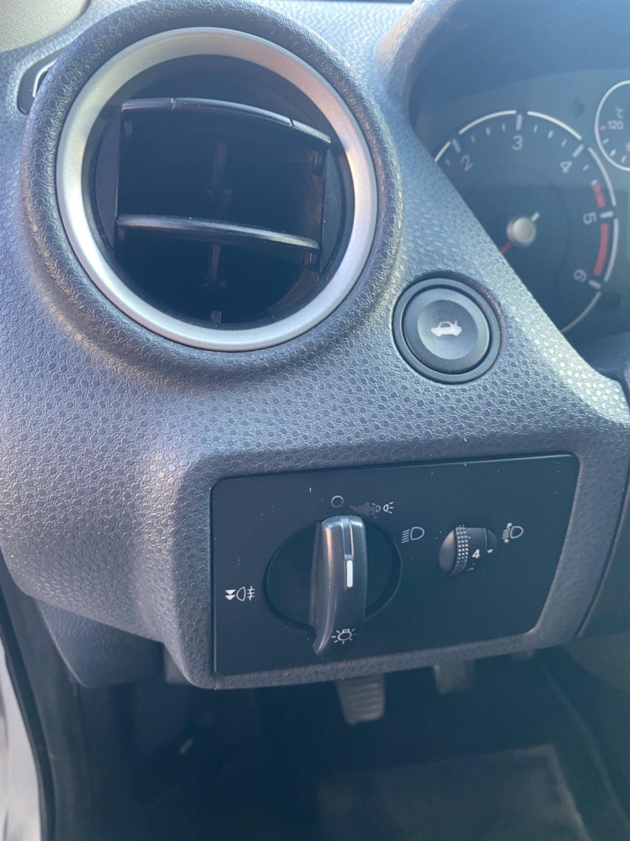 Ford Fiesta 1.4 TDCi 2006 TAGLIANDATA