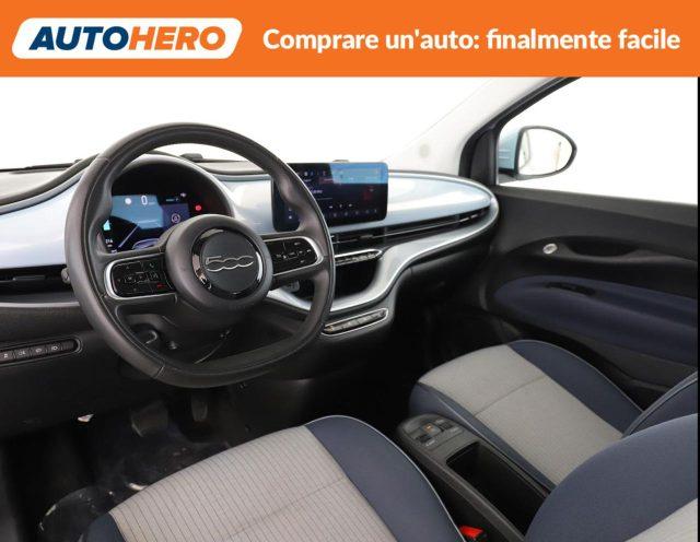 FIAT 500e Berlina 42 kWh Passion