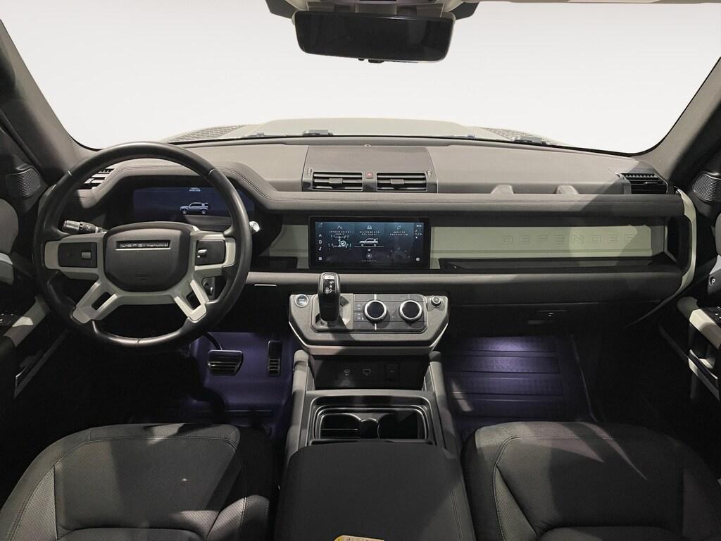 Land Rover Defender VII 2020 110 First Edition awd 240cv 7 Posti