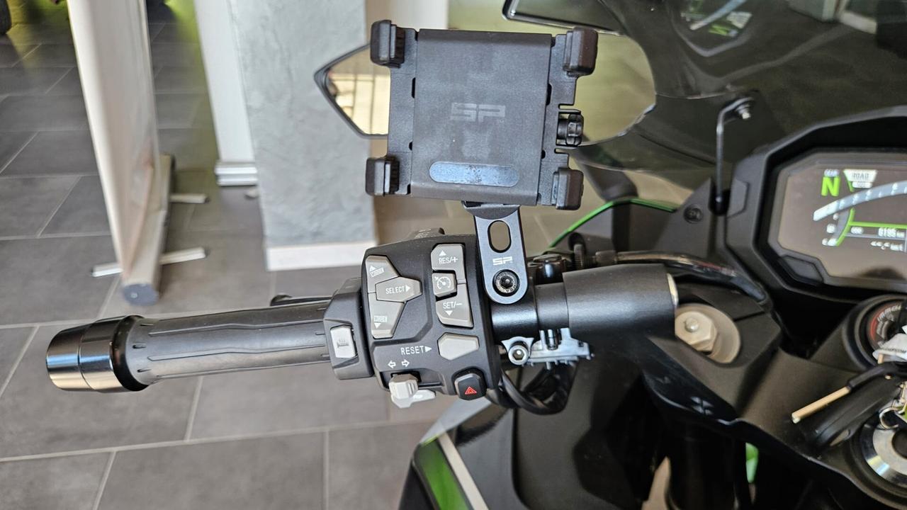 Kawasaki Ninja 1000 SX