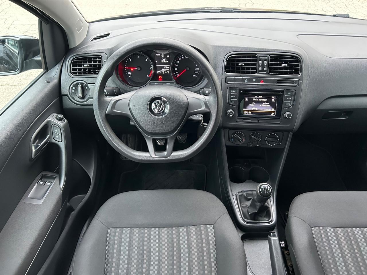 Volkswagen Polo 1.4 TDI 75 cv 2015