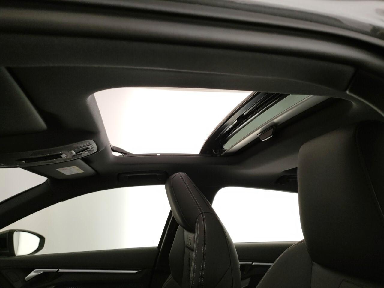 Audi A3 SPB TFSI 110 kW S tronic line edition