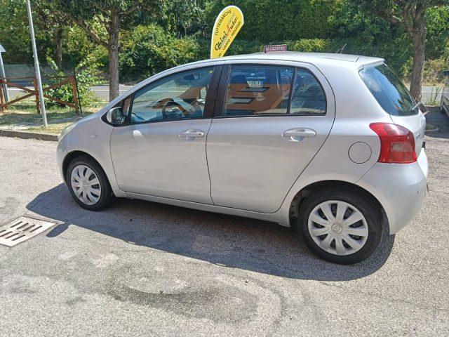 TOYOTA Yaris 1.3 5 porte Sol *uniproprietario* km 79000!!