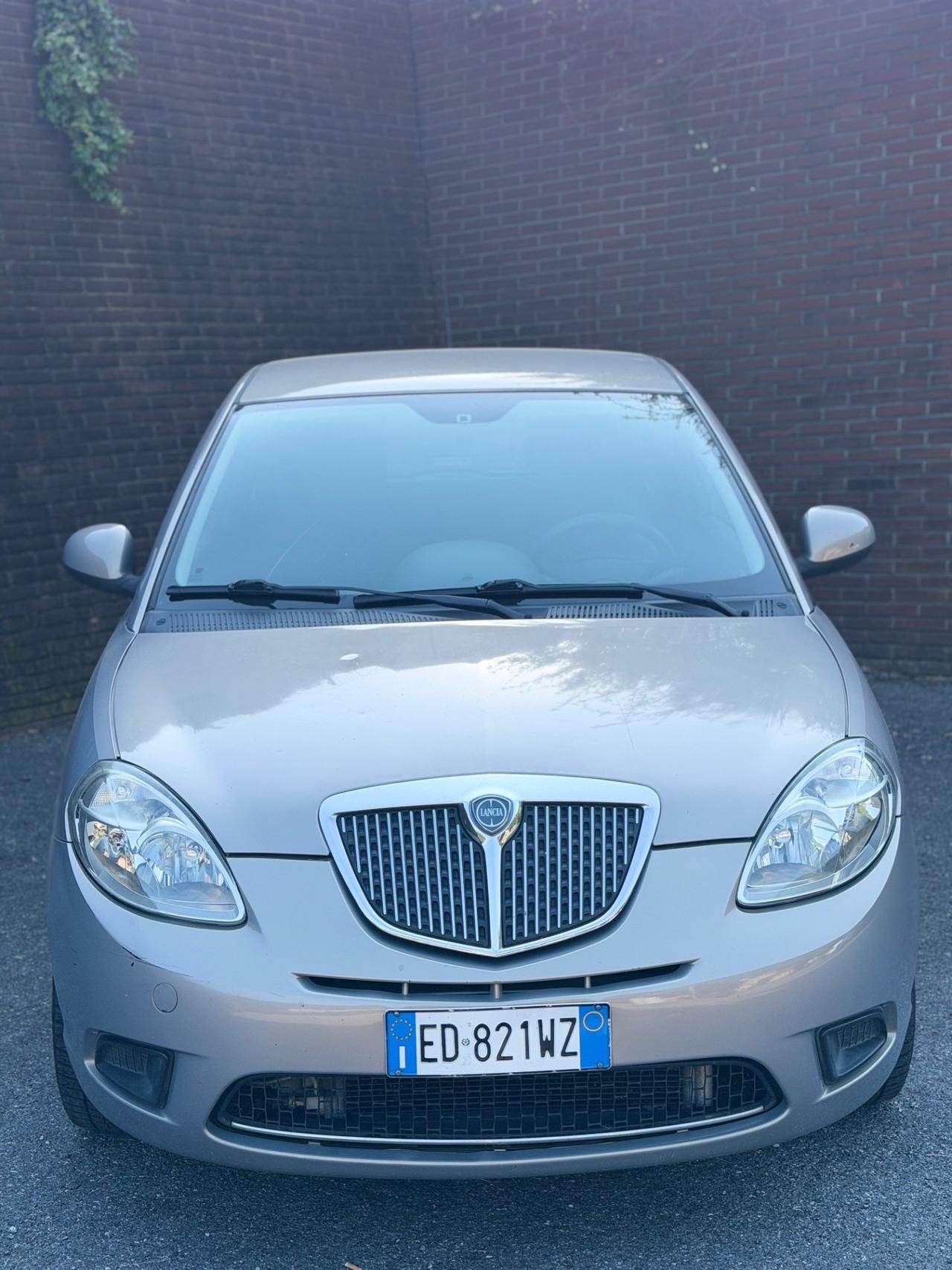 Lancia Ypsilon 1.2 Elle