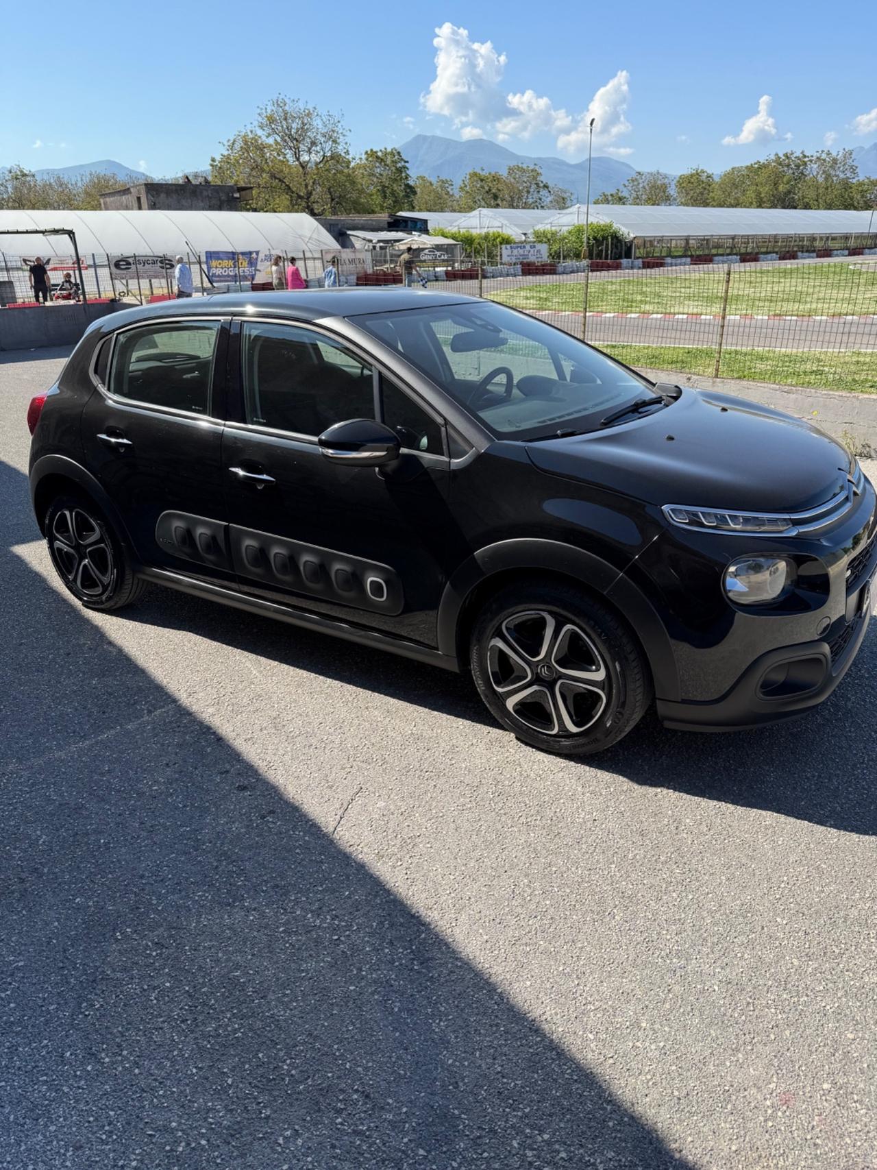Citroen C3 PureTech 82 GPL Shine
