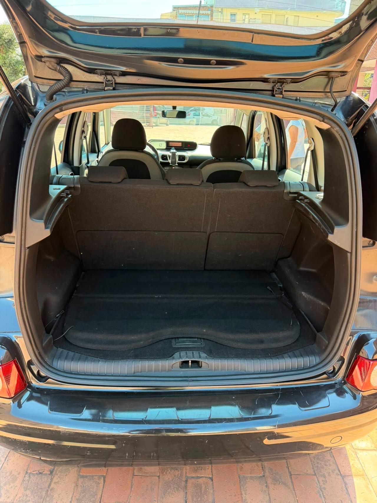 Citroen C3 Picasso 1.4 VTi 95 Exclusive Style GPL APPENA RINNOVATO