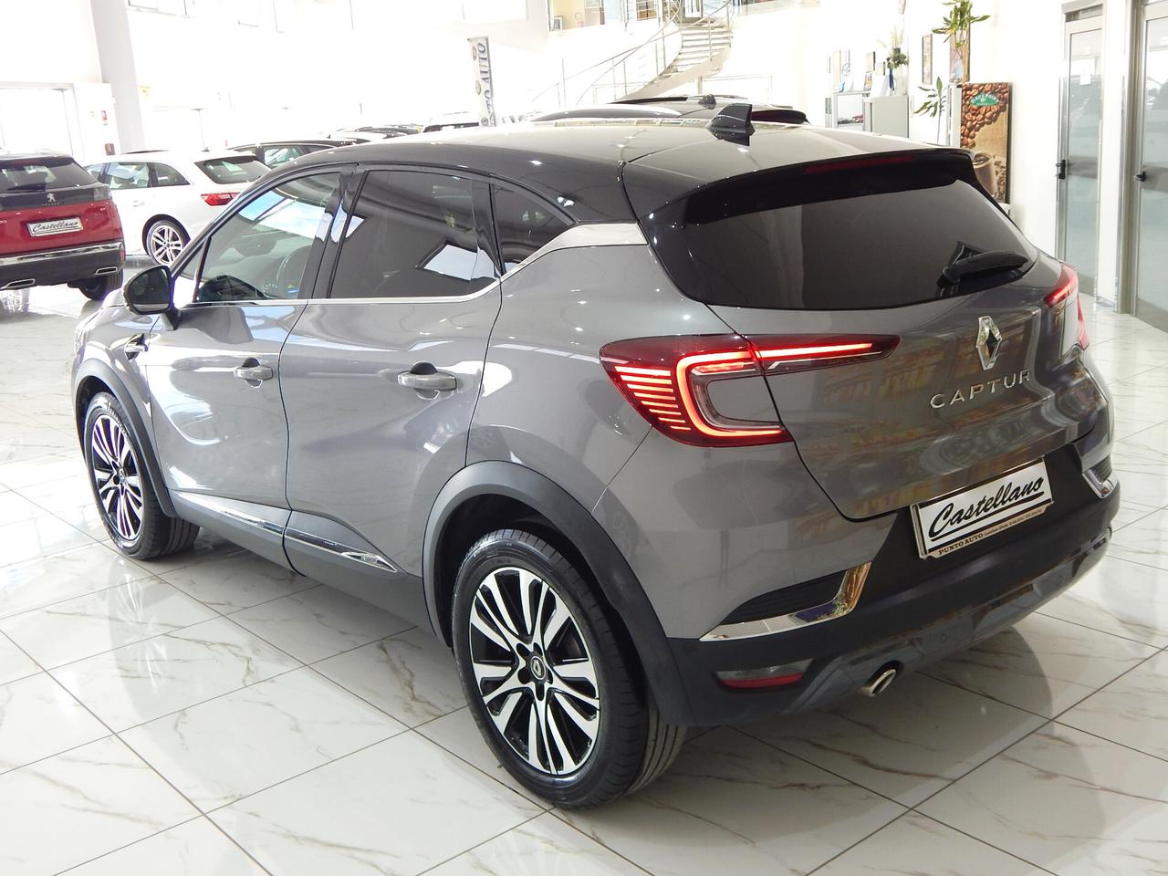 Renault Captur 1.5 dci Initiale Paris 115cv edc NAVI-PELLE-PARK
