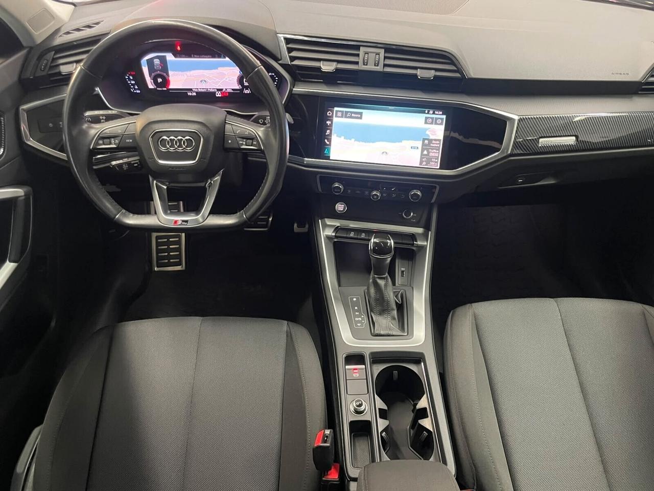 Audi Q3 35 TDI S tronic line edition Identity Black Tetto Apribile