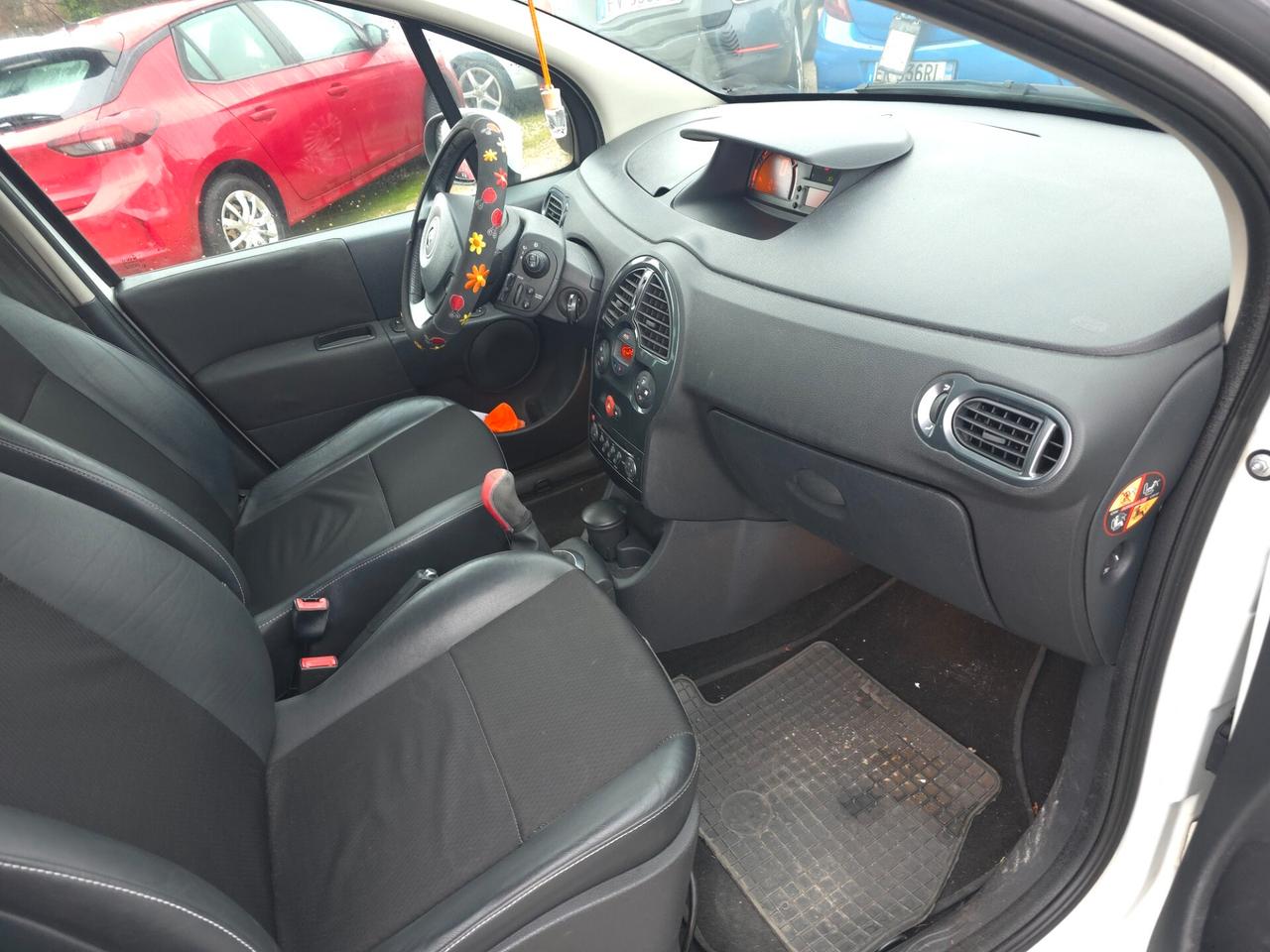 Renault Modus Grand 1.2 16V TCE Night&Day