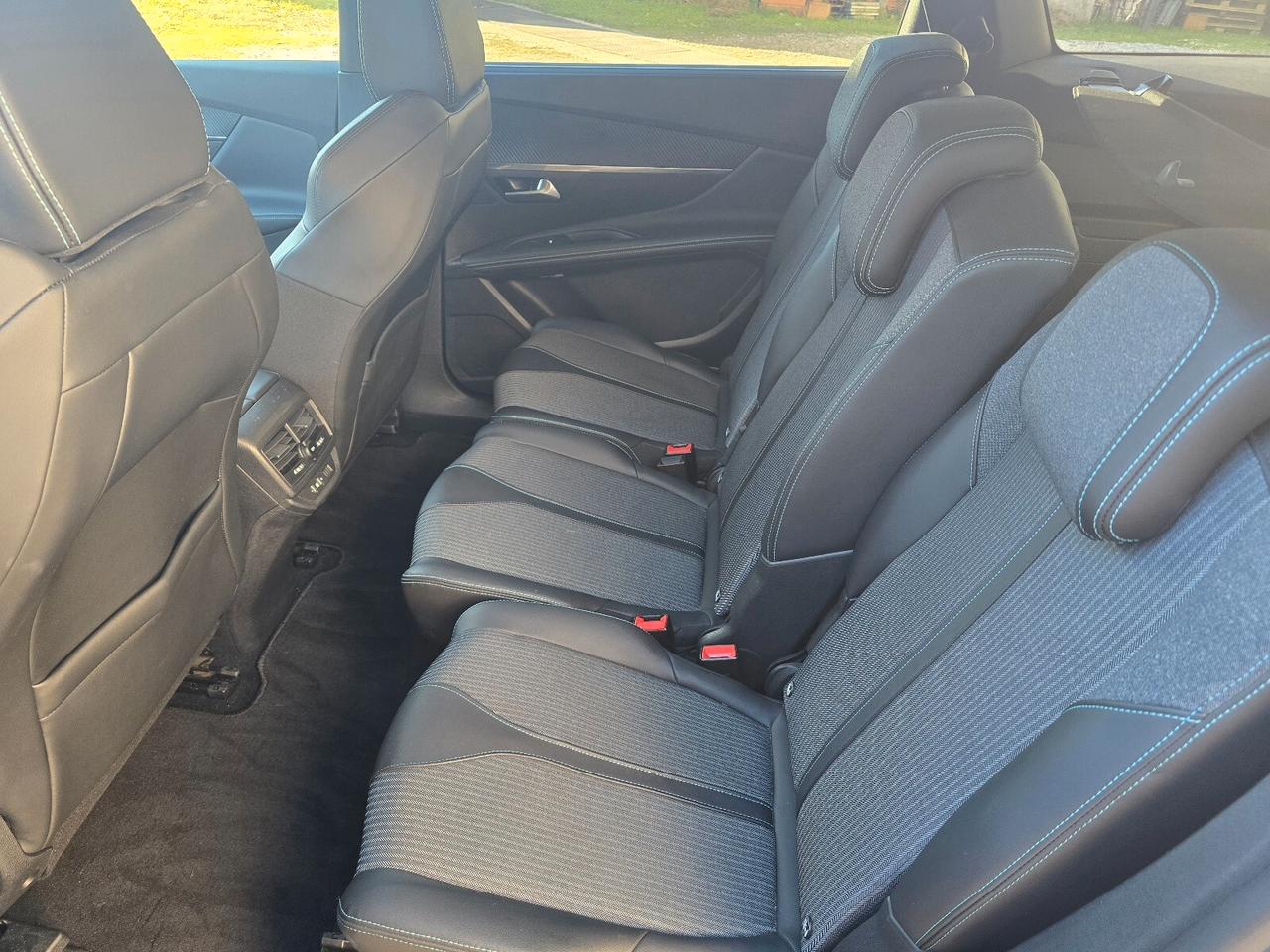 Peugeot 5008 BlueHDi 130 S&S EAT8 Allure Pack