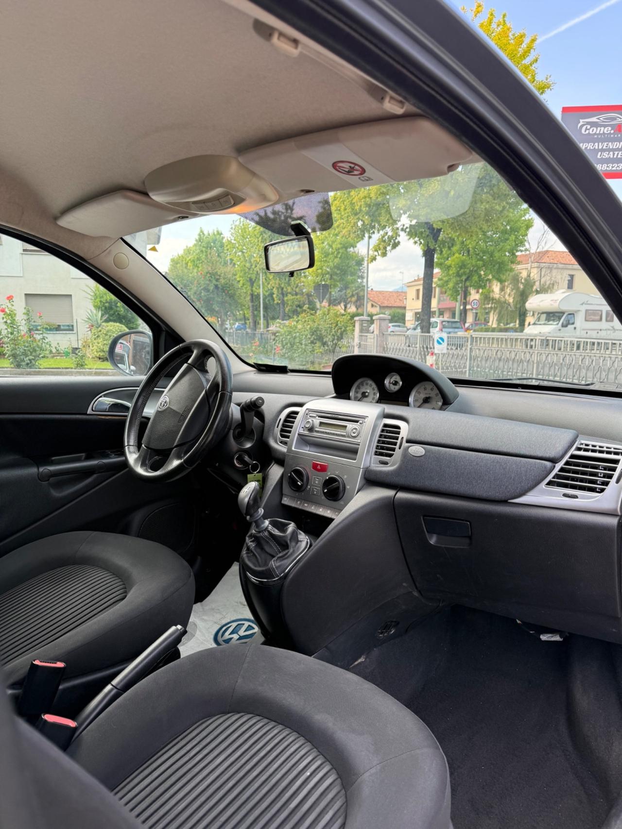 Lancia Ypsilon 1.2 Elle ok neopatentati