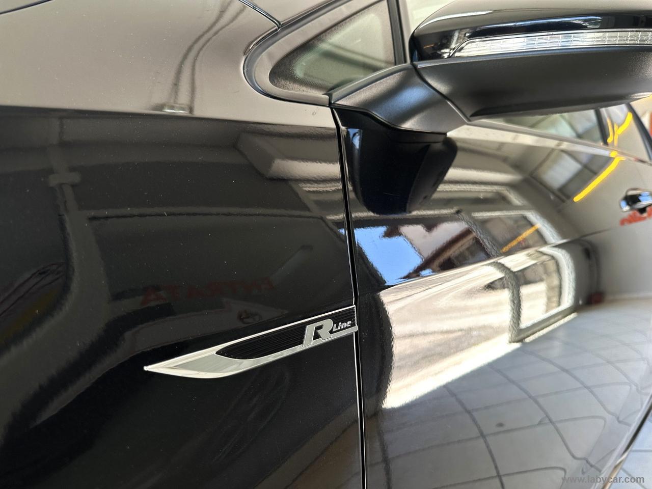 VOLKSWAGEN Golf 7.5 1.5 TSI ACT 5p. R-LINE BMT
