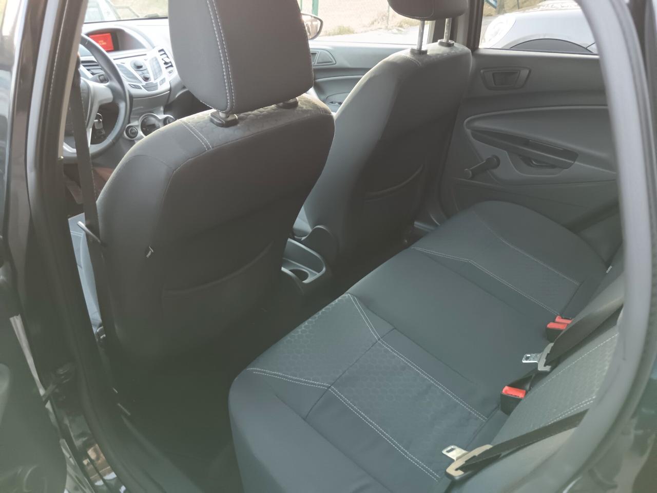 Ford Fiesta 1.4 TDCI 68CV TITANIUM NUOVISSIMA