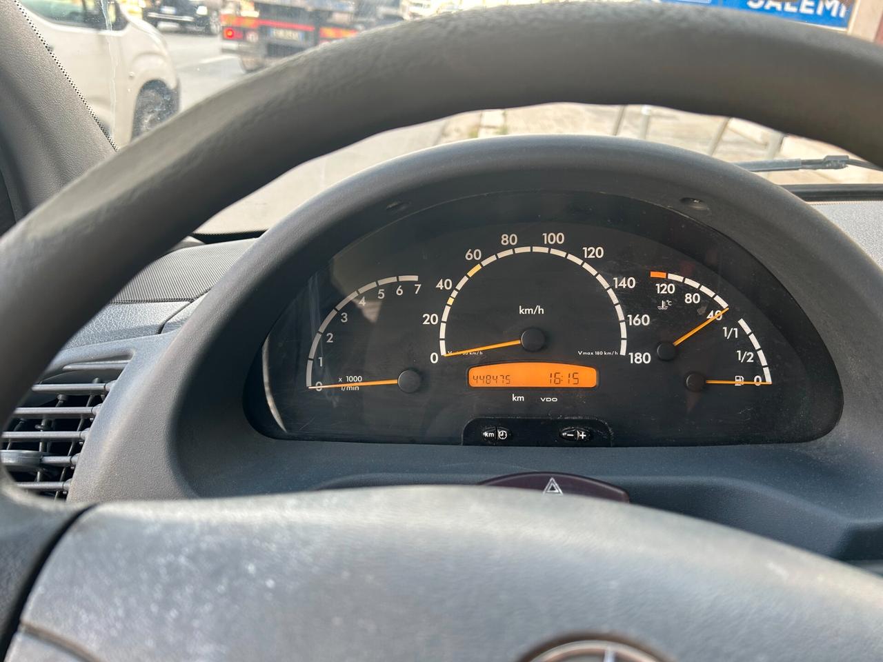 Mercedes Benz