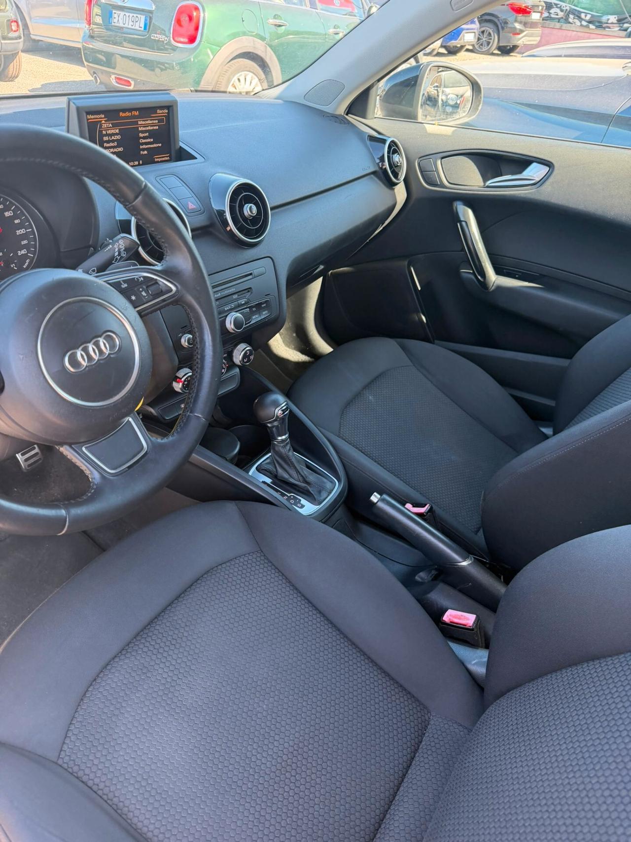 Audi A1 1.6 TDI S line edition plus
