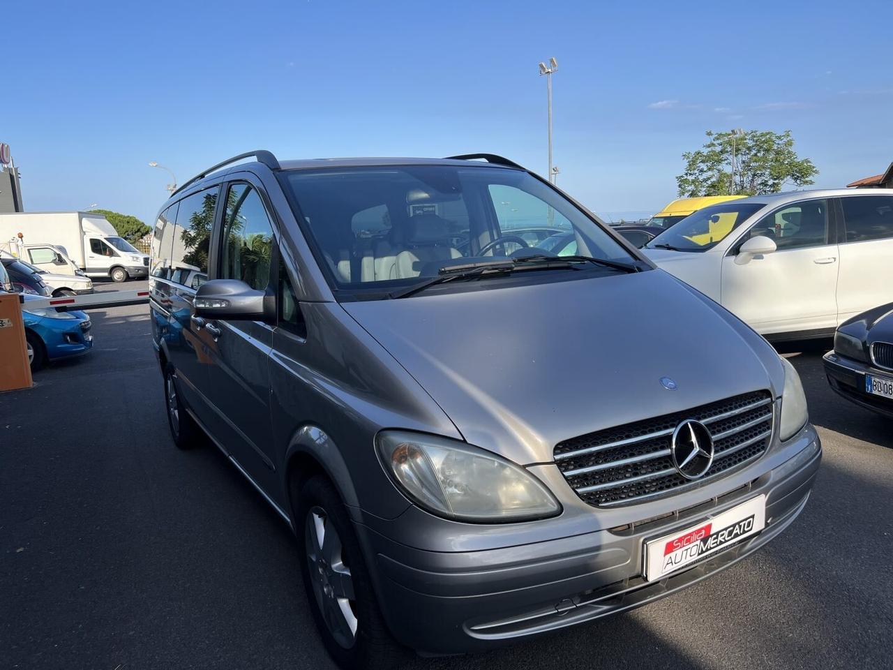 MERCEDEZ VIANO anno 2010