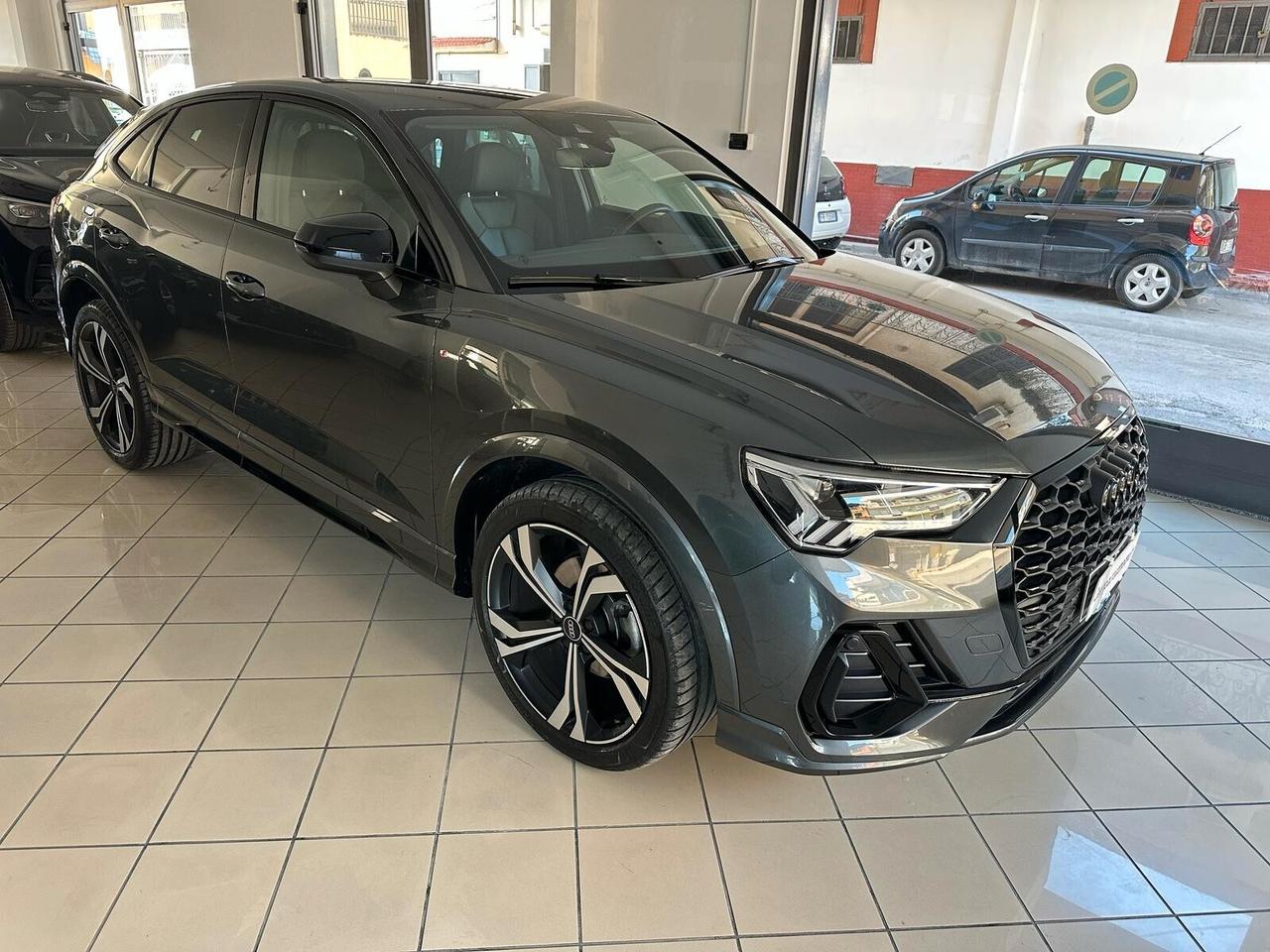 Audi Q3 Sportback Blackline edition 35 TDI S-tronic