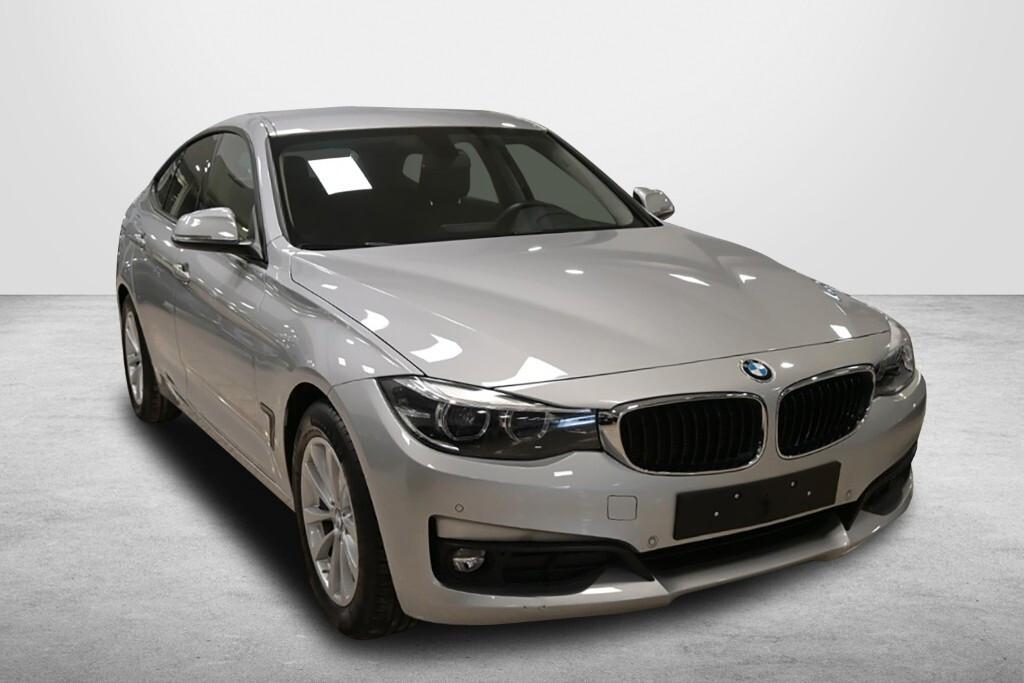 BMW 318D GRAN TURISMO 136CV STEPTRONIC BUSINESS ADVANTAGE ( FARI LED - PELLE - CRUISE - NAVI - PDC )