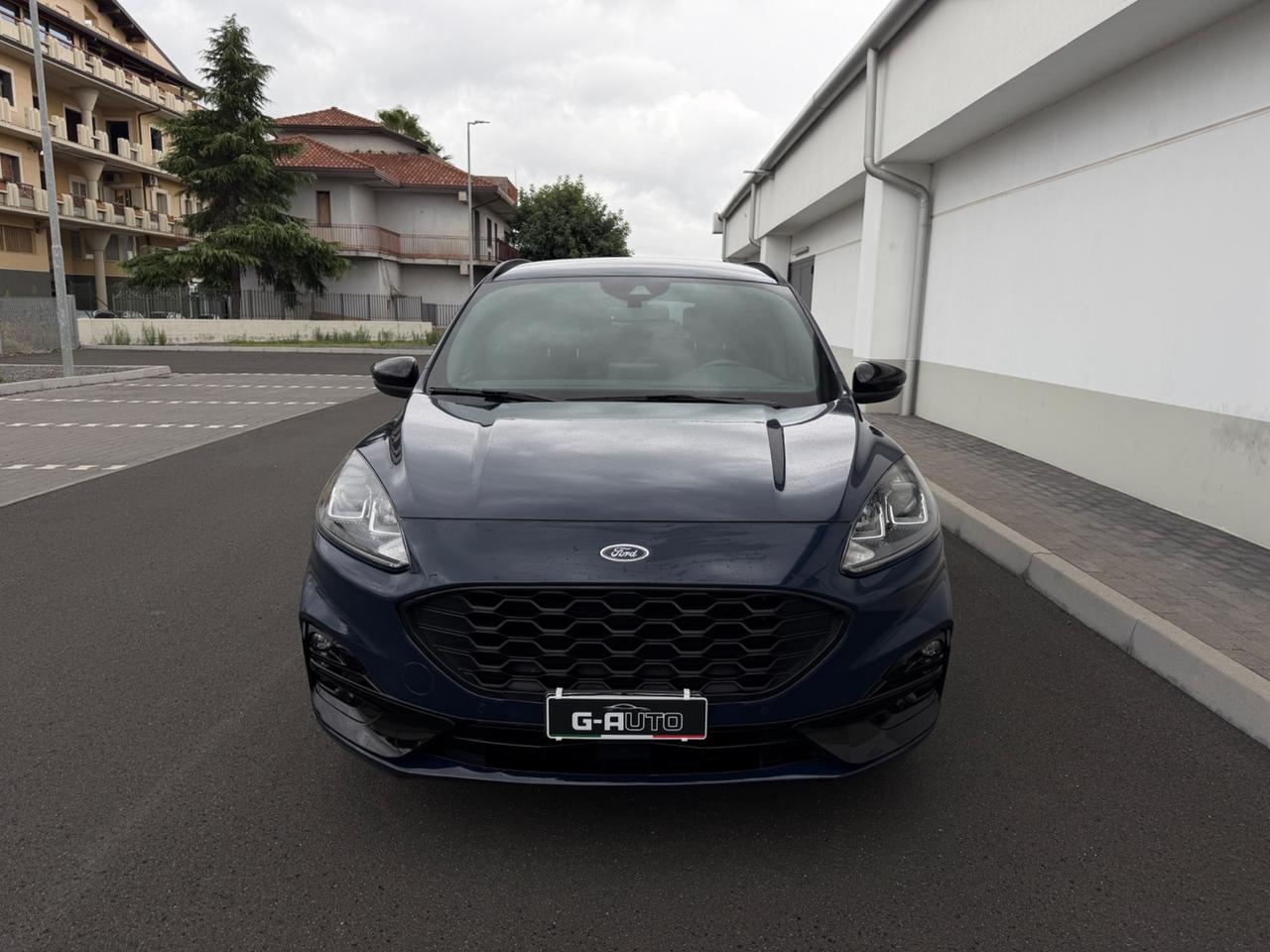 Ford Kuga 2.5 Full Hybrid 190 CV ST-Line