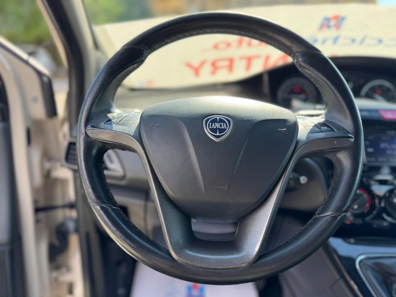 LANCIA YPSILON 1.3 MJT II 95 CV GOLD NEO PATENTATI