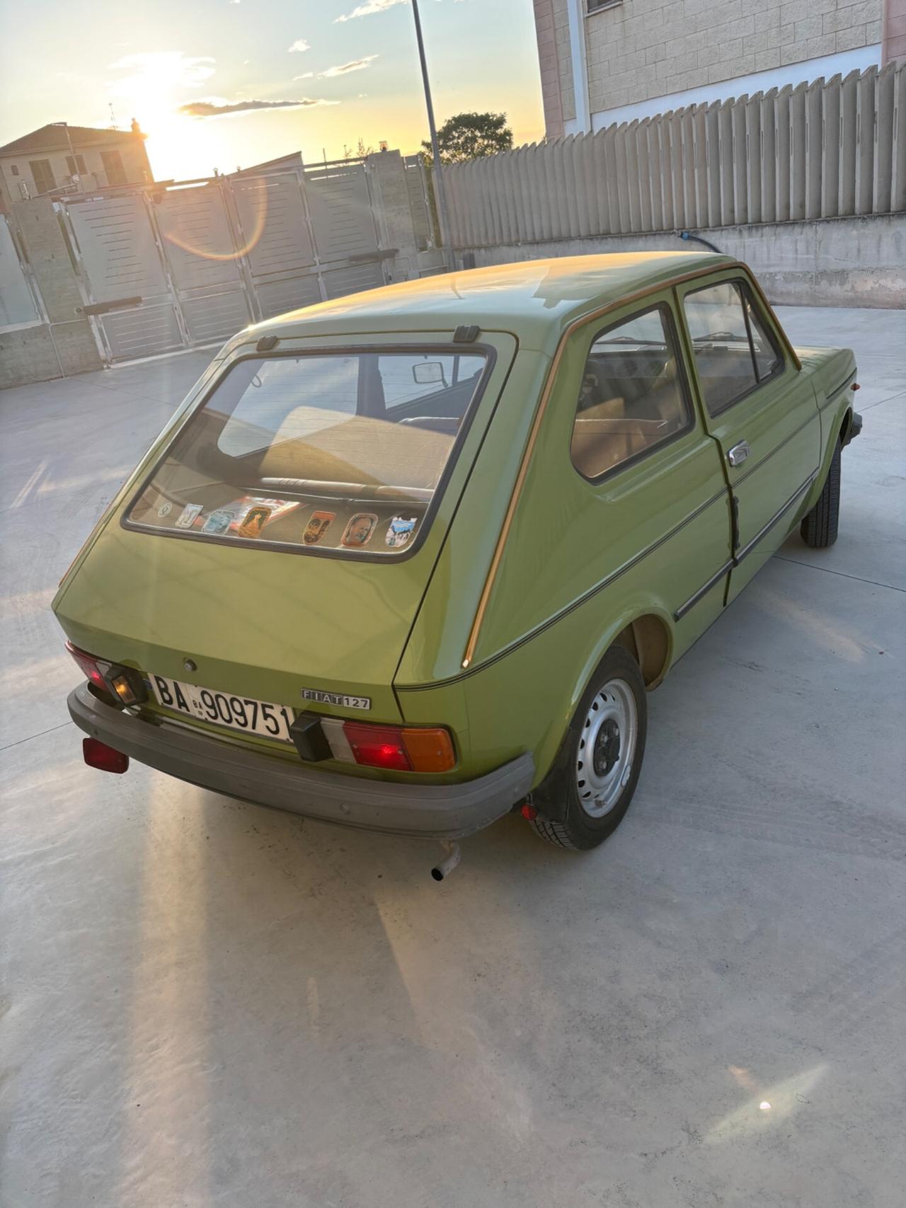 Fiat 127 900 UNICOPROPIETARIO vetrina