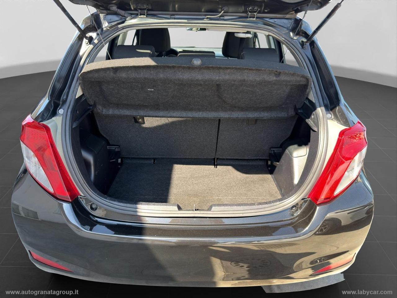 TOYOTA Yaris 1.0 5p. Lounge SOLI 138.000 KM !!!