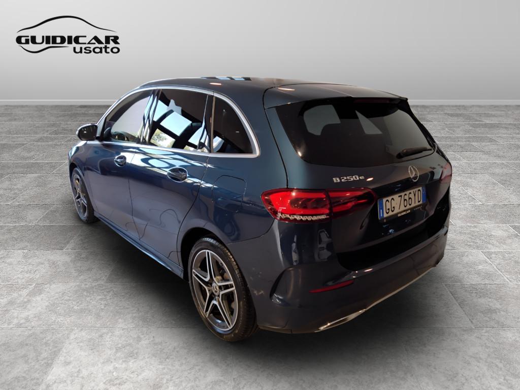 Mercedes-Benz Classe B - W247 2018 - B 250 e phev (eq-power) Premium auto