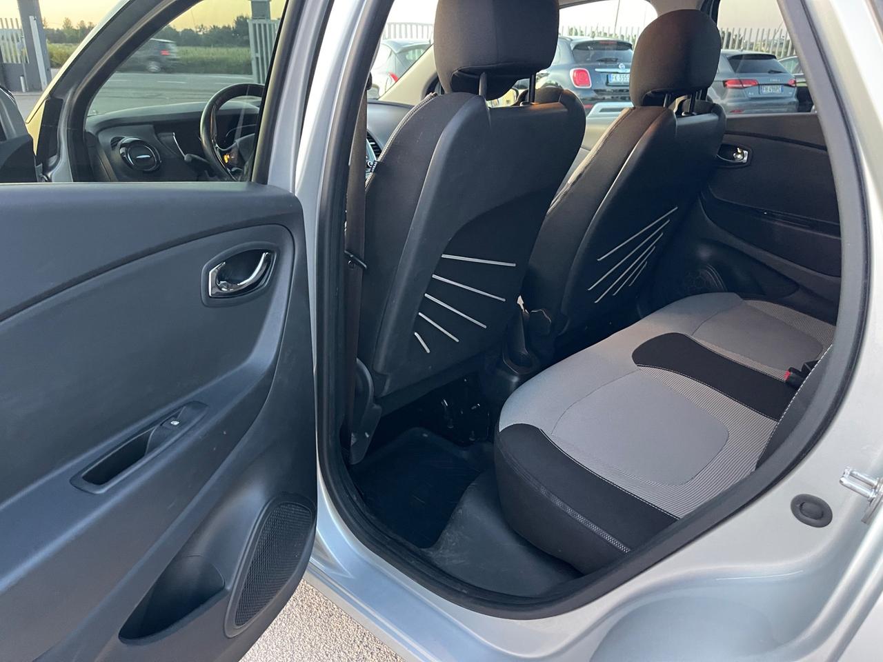 RENAULT CAPTUR 1.5 DCI 90 EDC RLINK FULL BICOLOR