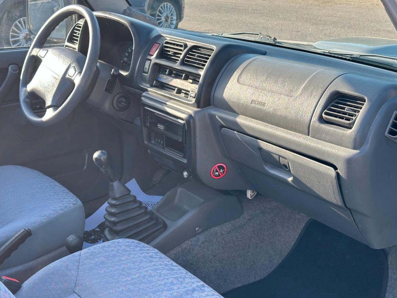 Suzuki Jimny 1.5 DDiS 4WD Cabrio – con Hard Top