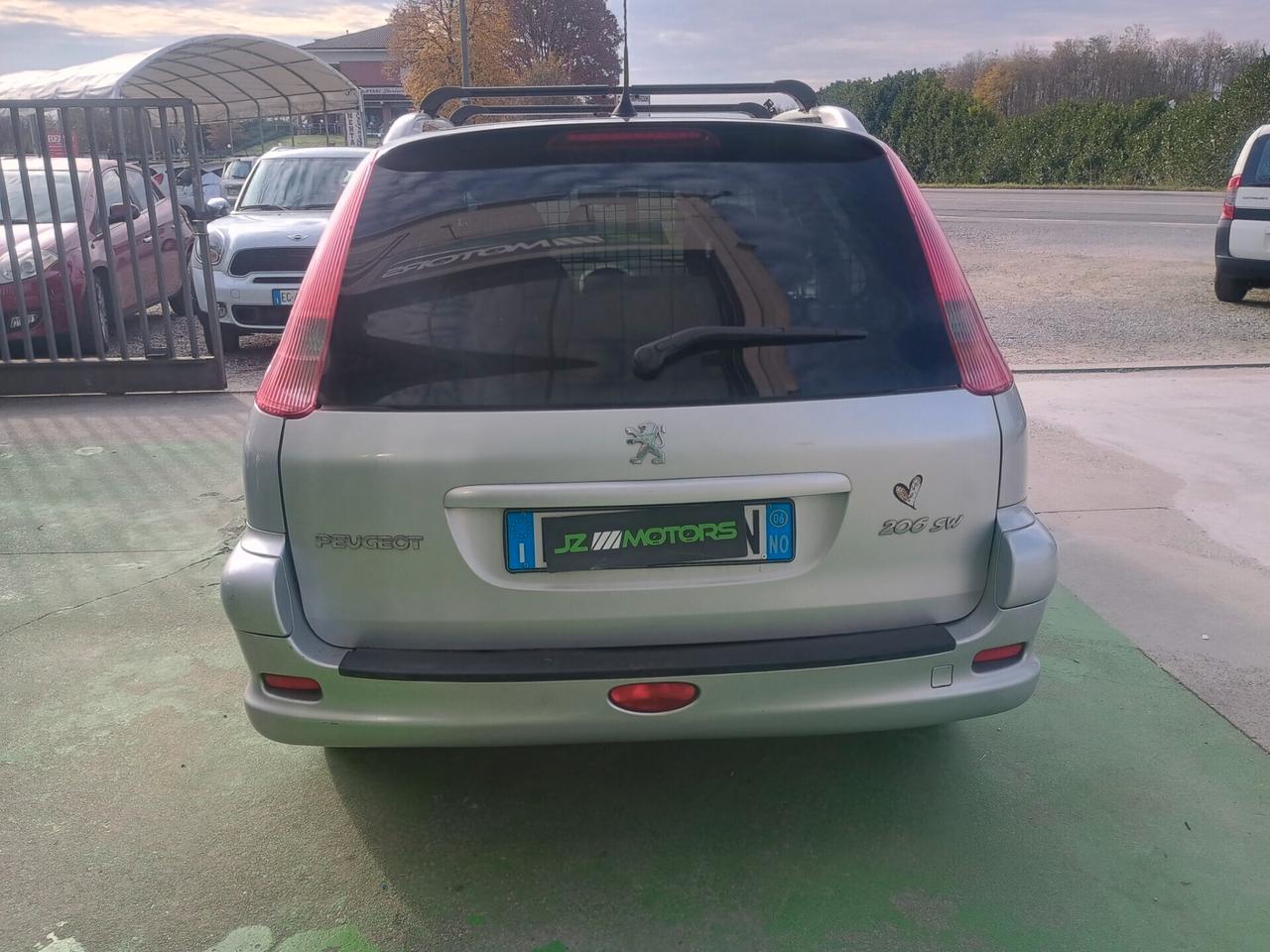 PEUGEOT 206 PLUS