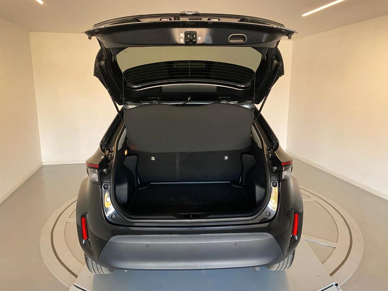 Toyota Yaris Cross 1.5 Hybrid E-CVT Business