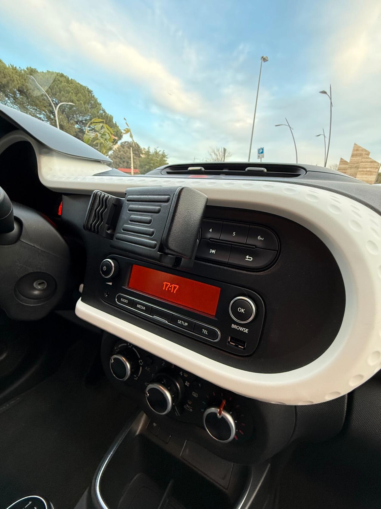 Renault Twingo SCe 65 CV Duel