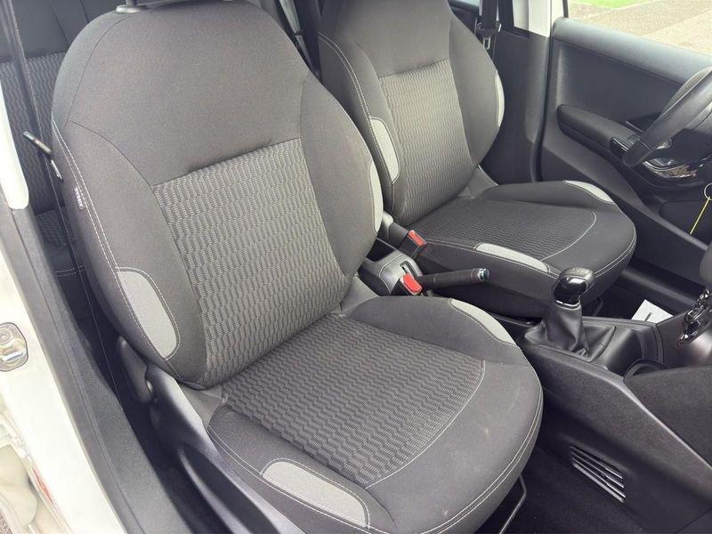 Peugeot 208 208 5p 1.2 PTech 82cv Active