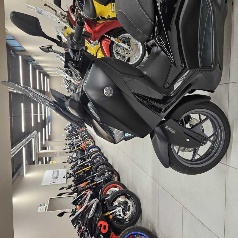 Yamaha X-Max 300 Tech Max - 2023