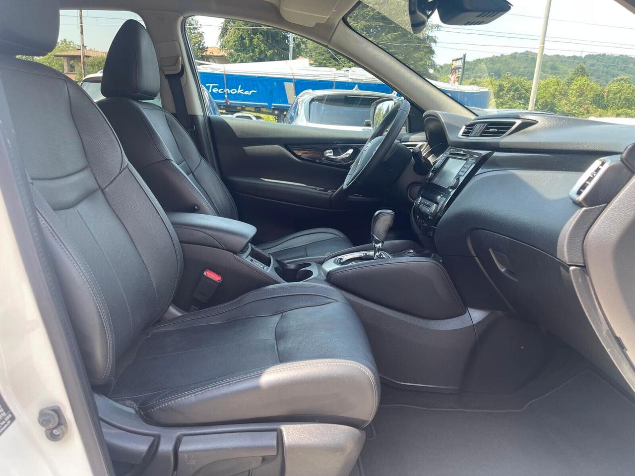 Nissan Qashqai 1.6 dCi X-Tronic 2WD Black Edition