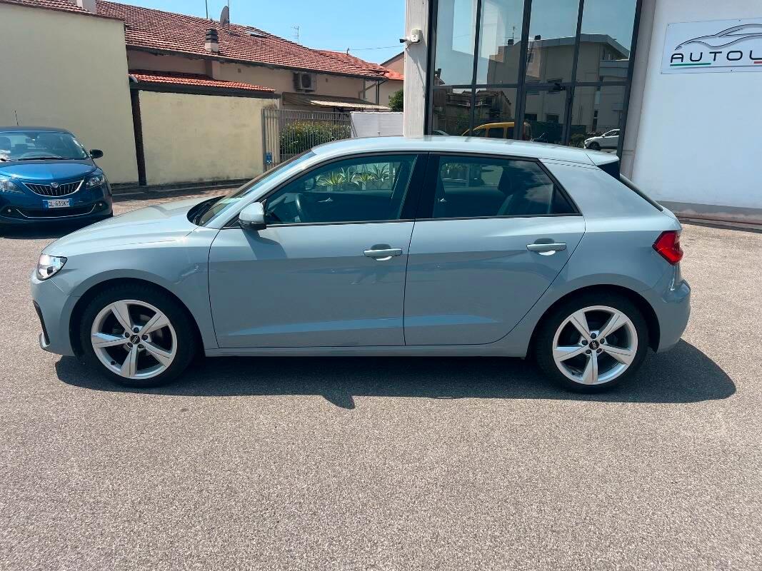 Audi A1 25 1.0 tfsi Admired my20