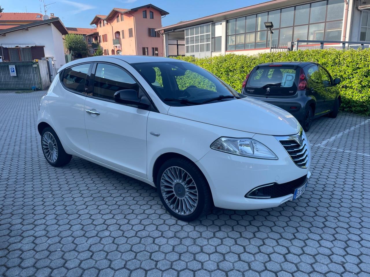 Lancia Ypsilon 1.3 MJT 16V 95 CV 5 porte S&S Platinum