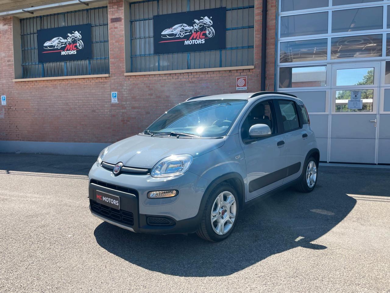 FIAT PANDA HYBRID 2022-SOLI 16.000 KM-UNICO PROPRIETARIO