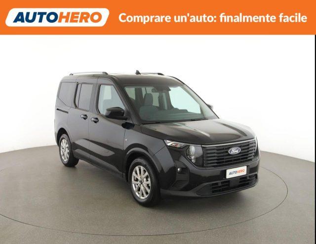 FORD Tourneo Courier 1.0 EcoBoost Titanium