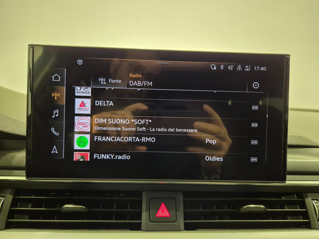 Audi A4 Avant 40 2.0 tdi S Line edition 190cv s-tronic - ACC/Lim - Sens. Park.