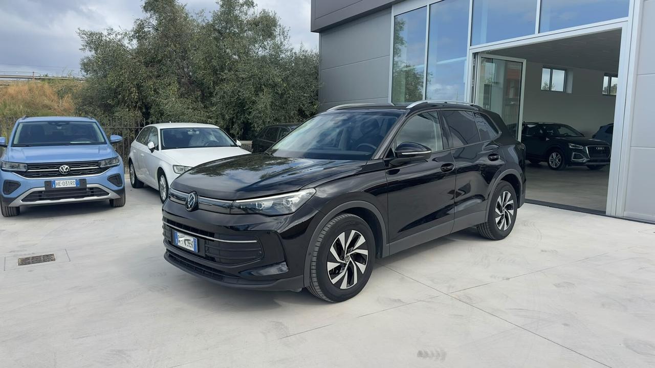 Volkswagen Tiguan 2.0 TDI 150 CV DSG Edition Plus tua da 393€ con anticipo 0