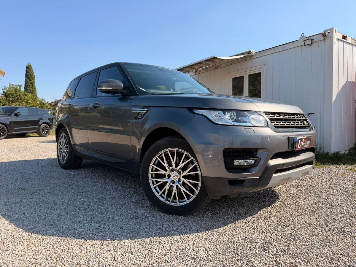 LAND ROVER - Range Rover Sport - 3.0 TDV6 HSE