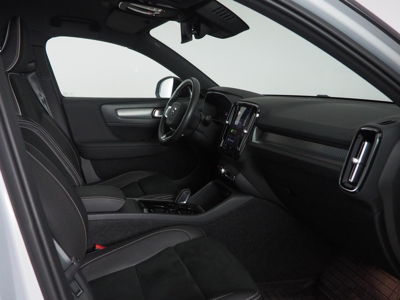 VOLVO XC40 Recharge RDesign P8 AWD AUT