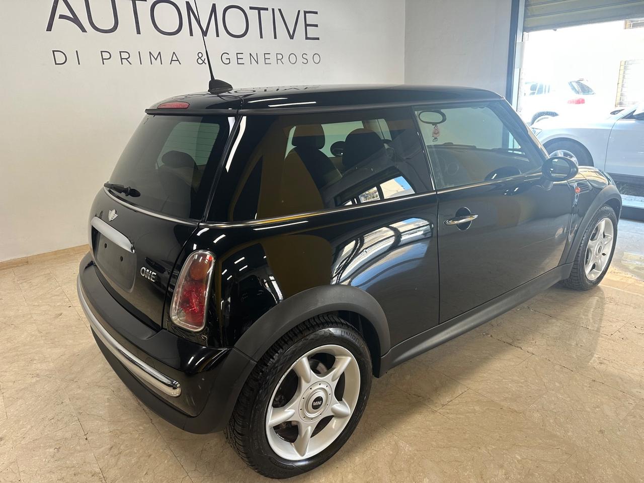 Mini 1.4 tdi One D de luxe